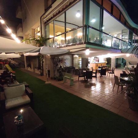 索格诺酒店 切塞纳蒂科 外观 照片